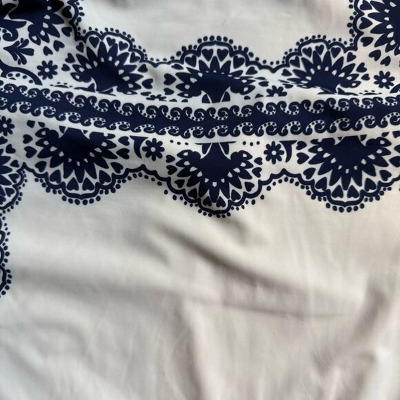 Boden Women’s size 10 Swimwear with Navy and Cream Design cutout - Picture 8 of 13